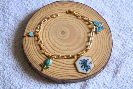 Floral charm bracelet-5