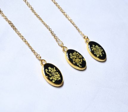 Royal lace Necklace